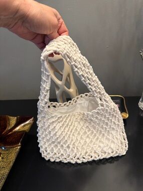 White Macramé Handbag - Lightweight Knitted Tote New in Excellent Condition